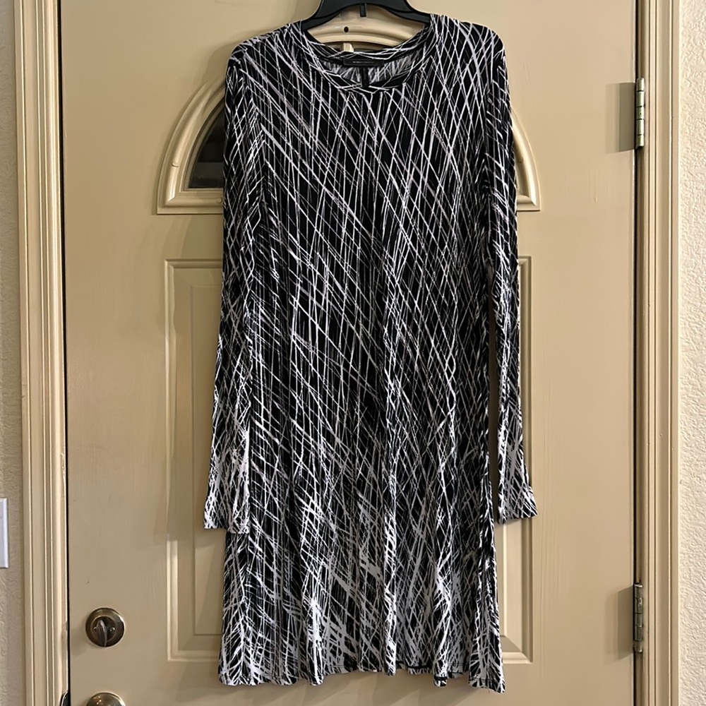 BCBG MAXAZRIA Long Sleeve Dress
